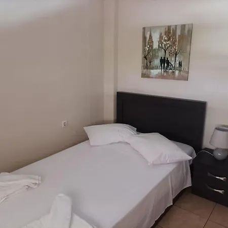 Aggelikis * Ermoupoli