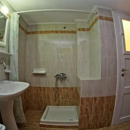 Apartman Aggelikis *