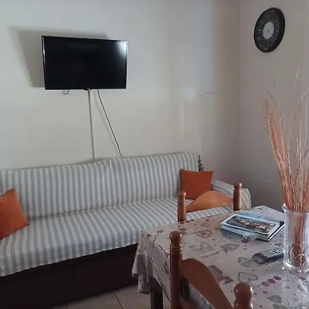 Aggelikis شقة